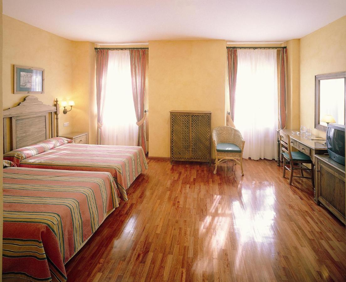 Balneario De Alhama De Granada Hotel Room photo